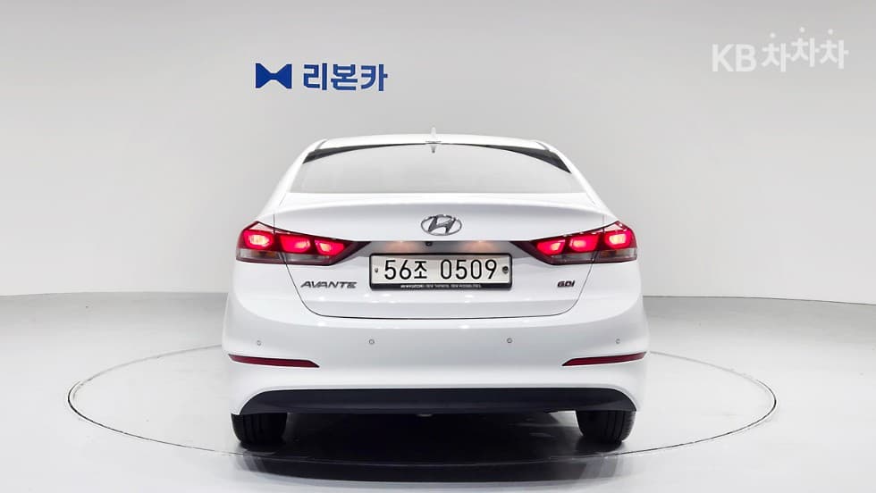 Хюндай Avante (Elantra)AD1.6 GDi Смарт - 3