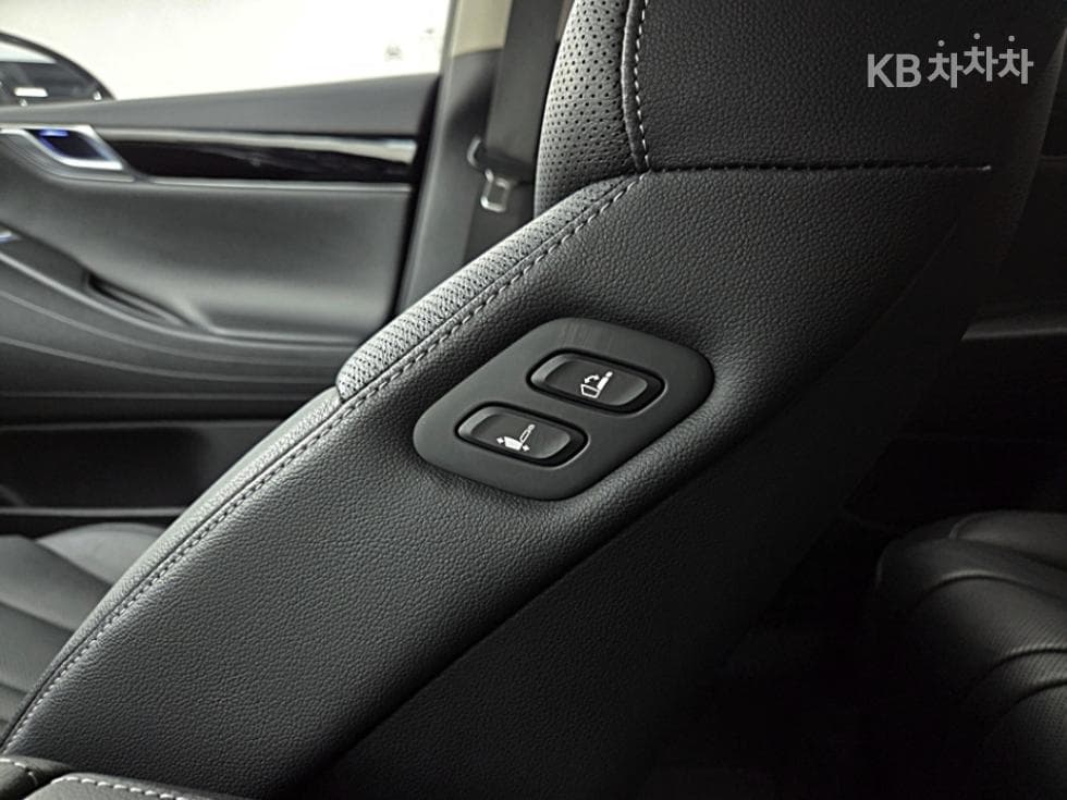 Genesis G80(RG3)2.5 Turbo Gasoline Direct Injection 2WD - 25