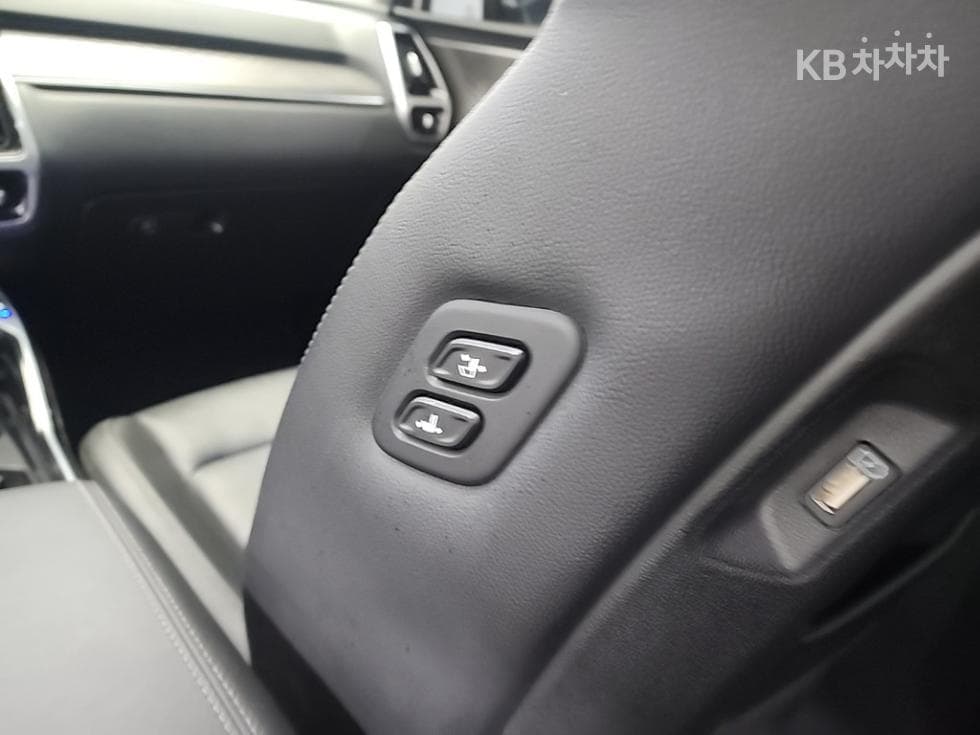 Kia The New (facelift) Sorento MQ42.2 Diesel 2WD Noblesse - 14