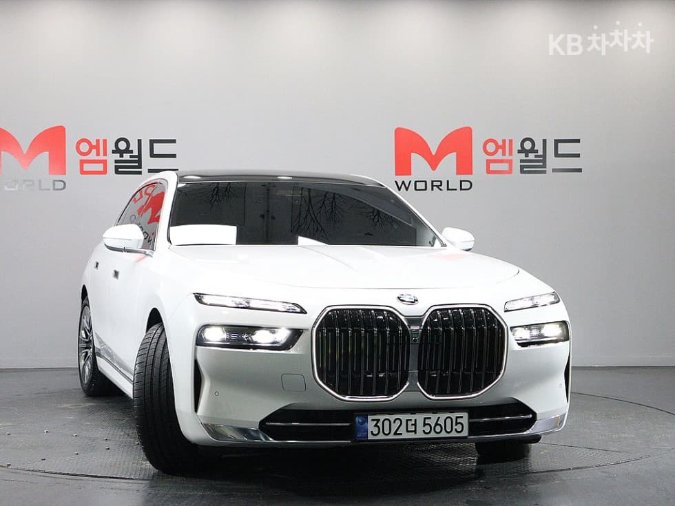 BMW 7시리즈(G70)740d xDrive DPE Executive - 2
