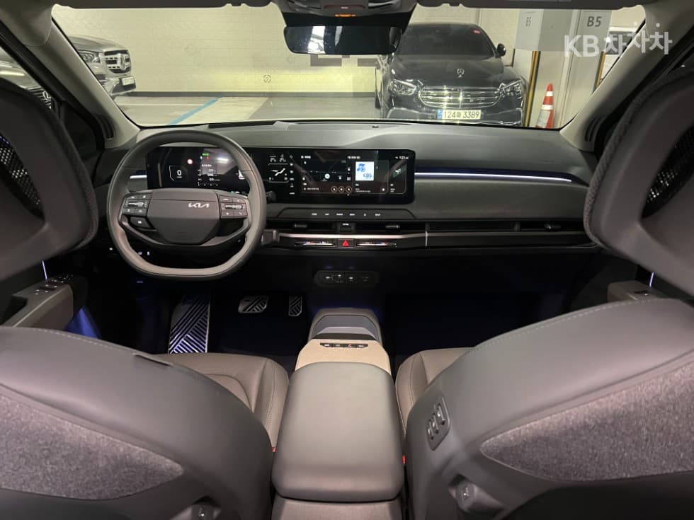 Киа EV3Long Range 2WD 어스 - 18