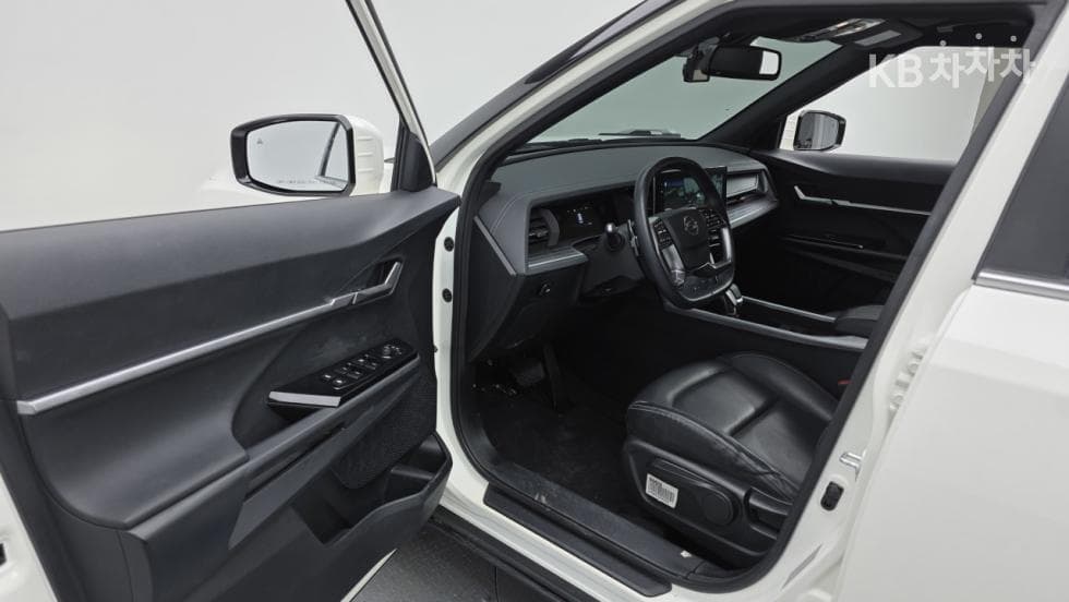 КейДжи Мобилити 토레스(J100)1.5 GDI Турбо AWD T5 - 13