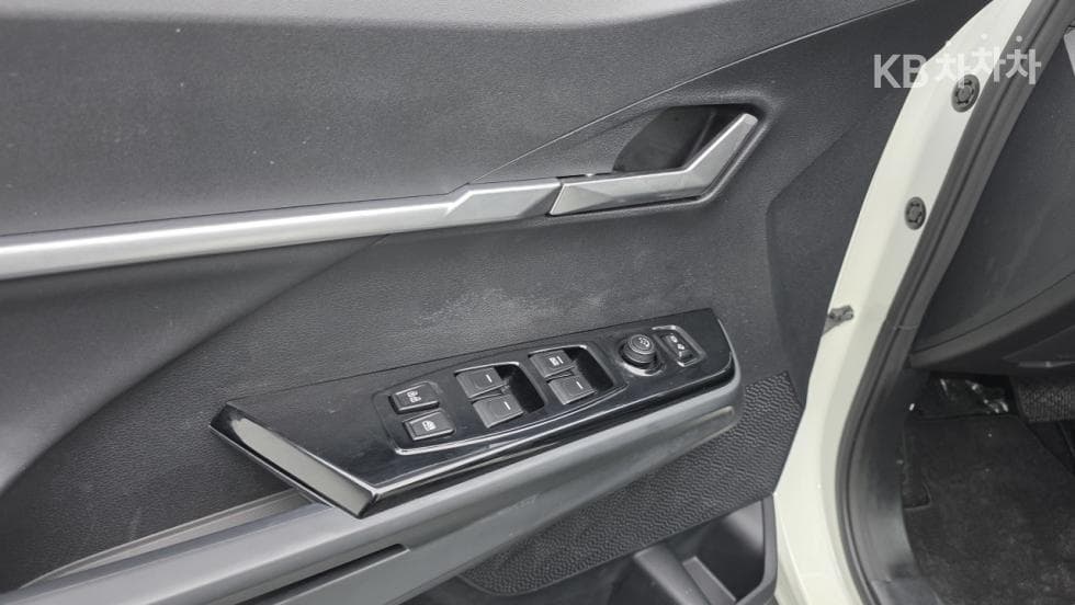 КейДжи Мобилити 토레스(J100)1.5 GDI Турбо AWD T5 - 14