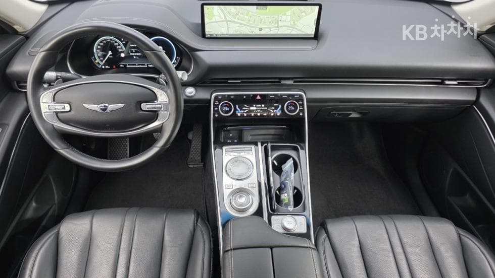 Genesis GV803.0 Diesel 2WD - 10