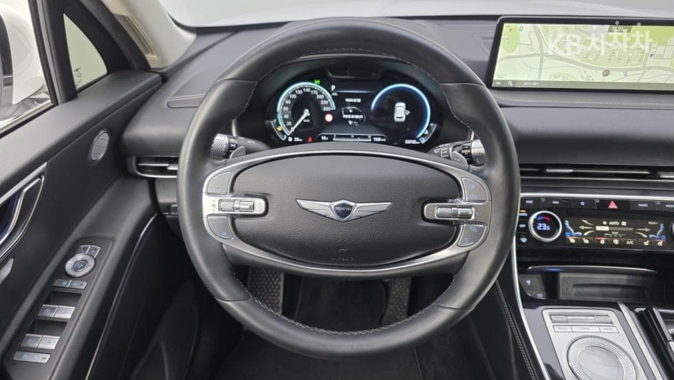 Genesis GV803.0 Diesel 2WD - 12