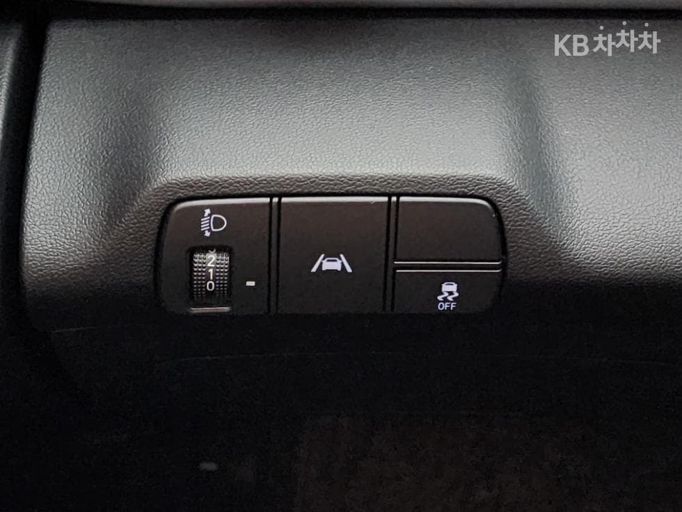 Hyundai All New Avante (Elantra)(CN7)1.6 Gasoline Inspiration - 17