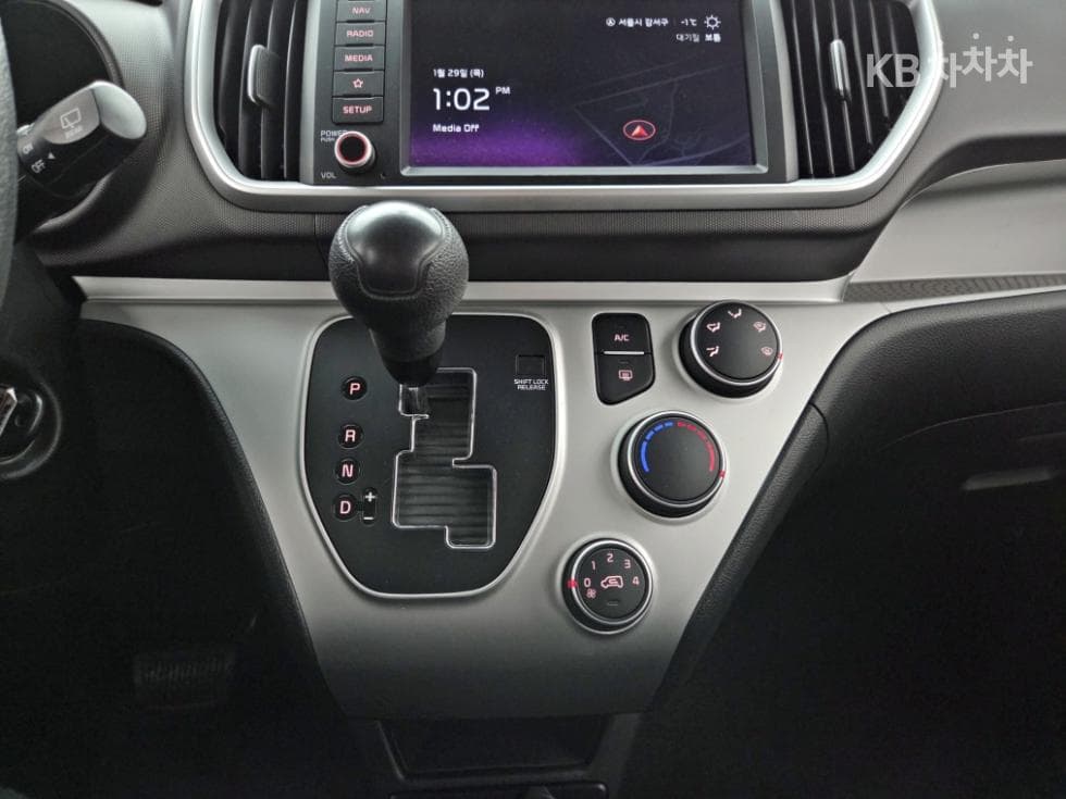 Киа The New (фейслифт) Киа Рей (ван) Ван1.0 Бензин Ван 2-местен Престиж - 8