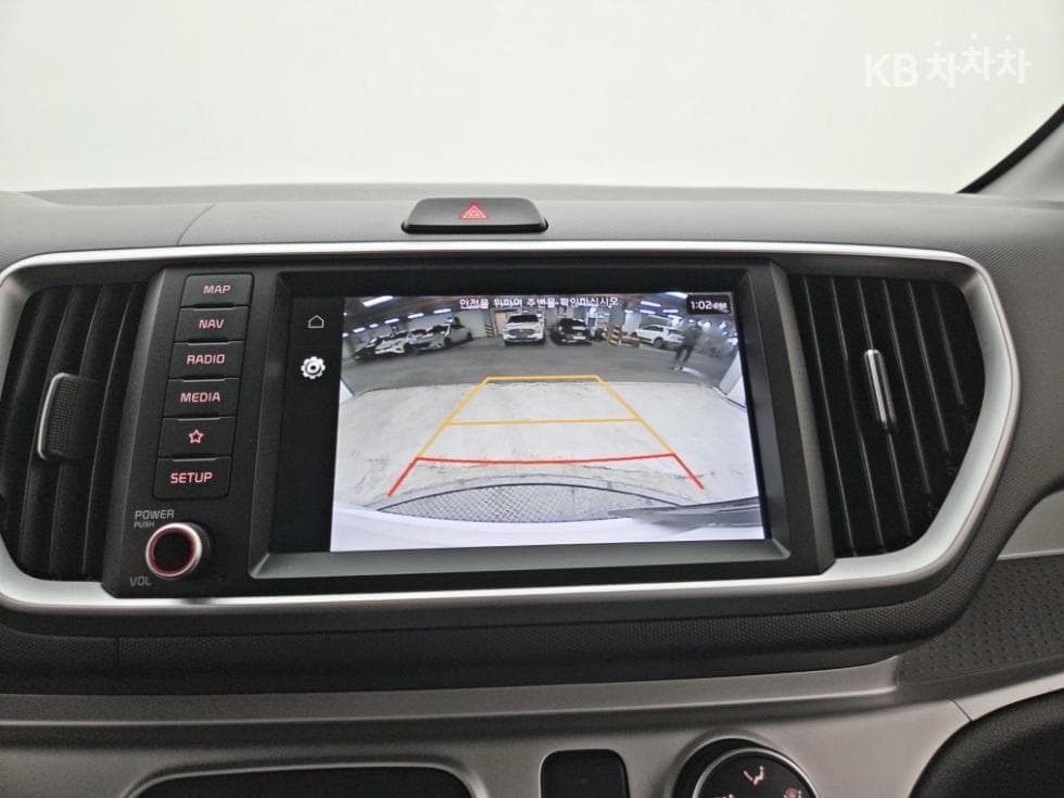 Киа The New (фейслифт) Киа Рей (ван) Ван1.0 Бензин Ван 2-местен Престиж - 11