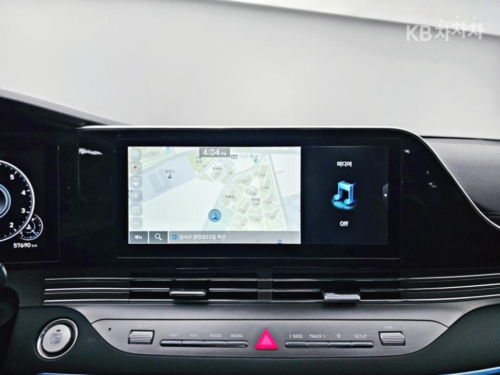 Хюндай The New (фейслифт) Grandeur (Azera)3.3 Le Blanc - 13