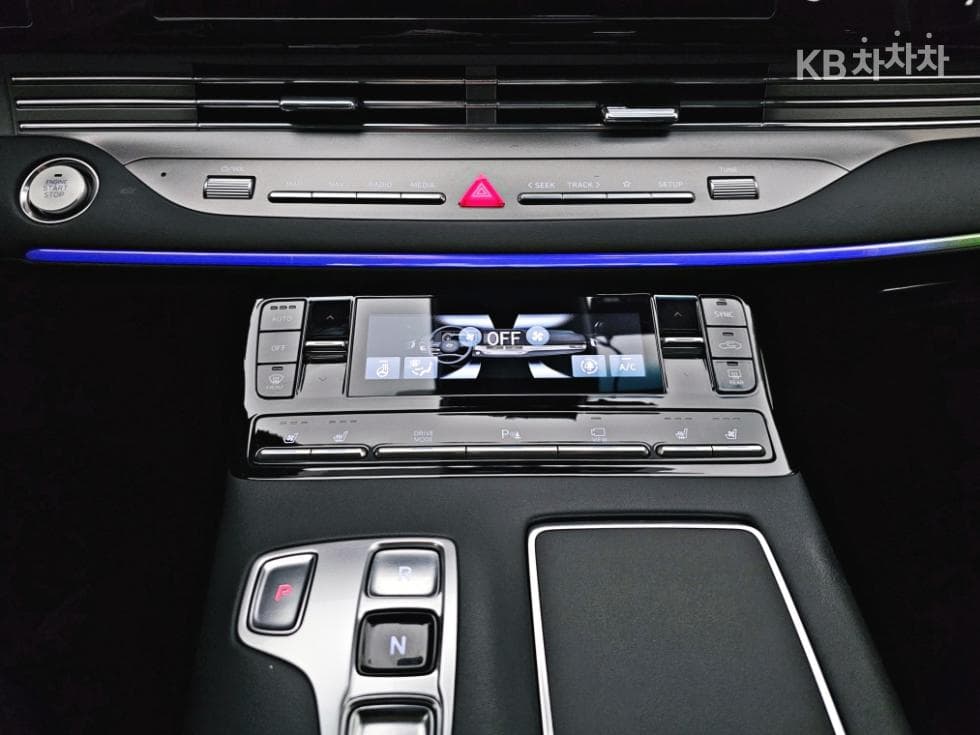 Хюндай The New (фейслифт) Grandeur (Azera)3.3 Le Blanc - 15