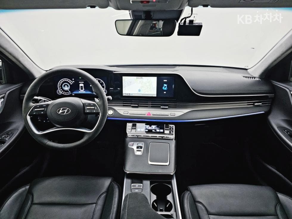 Хюндай The New (фейслифт) Grandeur (Azera)3.3 Le Blanc - 18