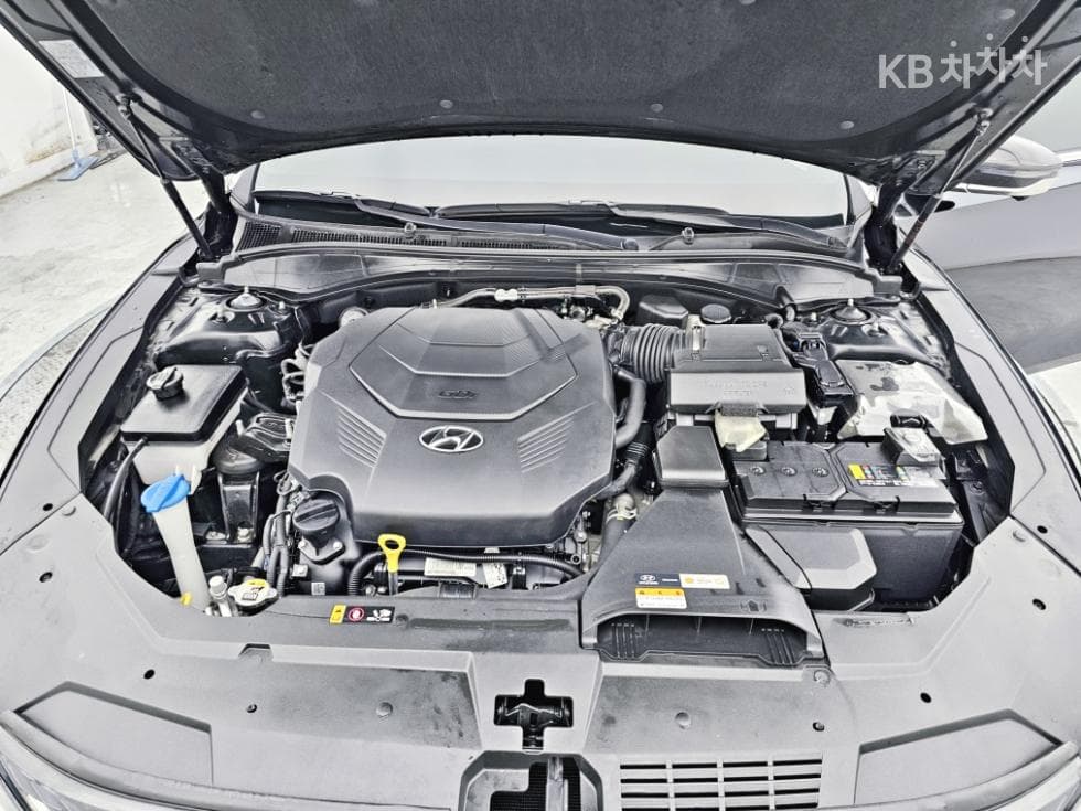 Хюндай The New (фейслифт) Grandeur (Azera)3.3 Le Blanc - 24