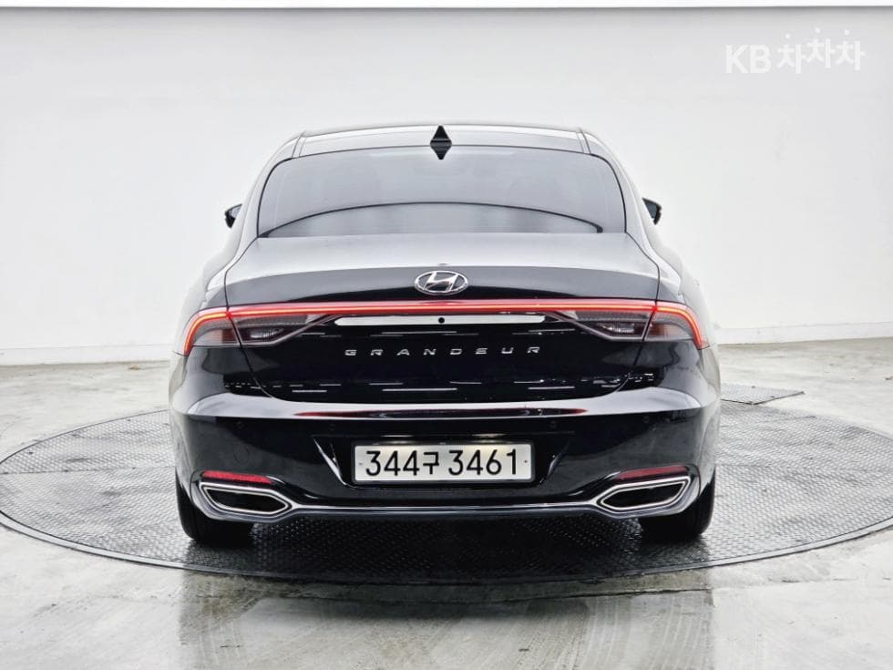 Hyundai The New (facelift) Grandeur (Azera) Hybrid2.4 Le Blanc - 2