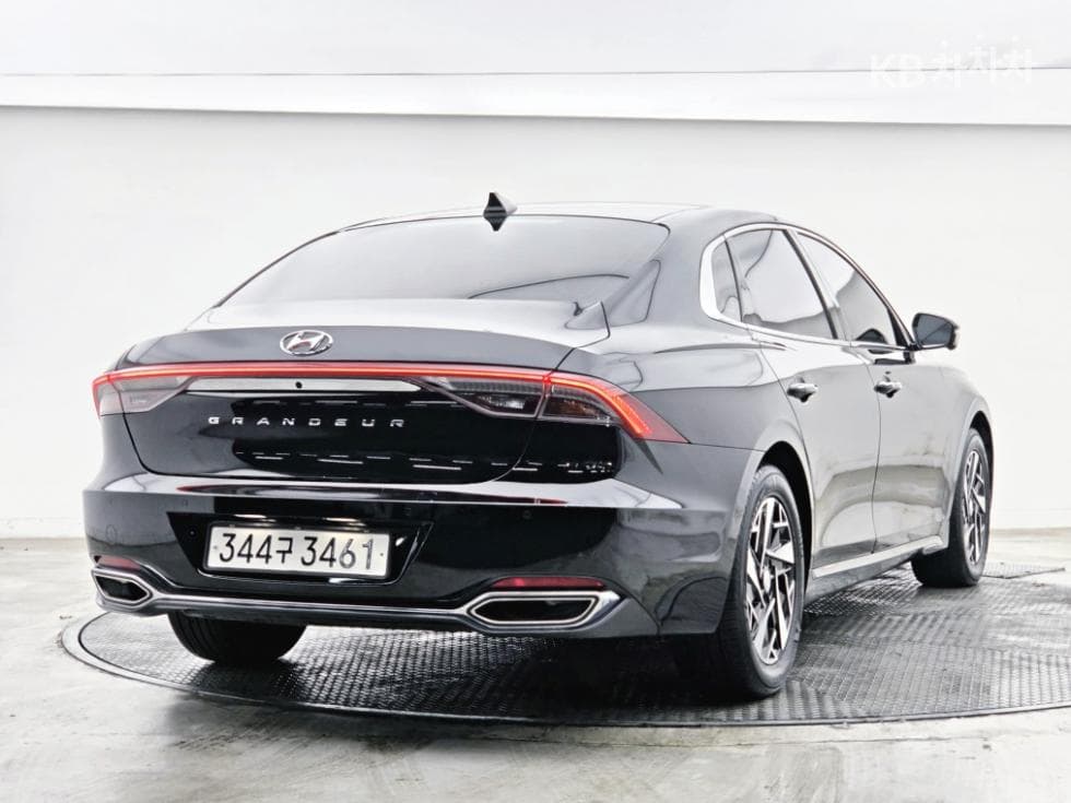 Hyundai The New (facelift) Grandeur (Azera) Hybrid2.4 Le Blanc - 3