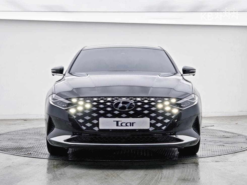 Hyundai The New (facelift) Grandeur (Azera) Hybrid2.4 Le Blanc - 4