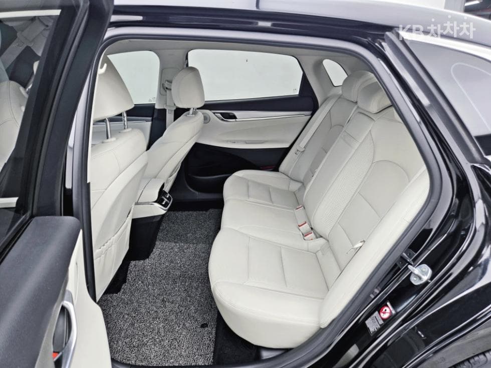 Hyundai The New (facelift) Grandeur (Azera) Hybrid2.4 Le Blanc - 6