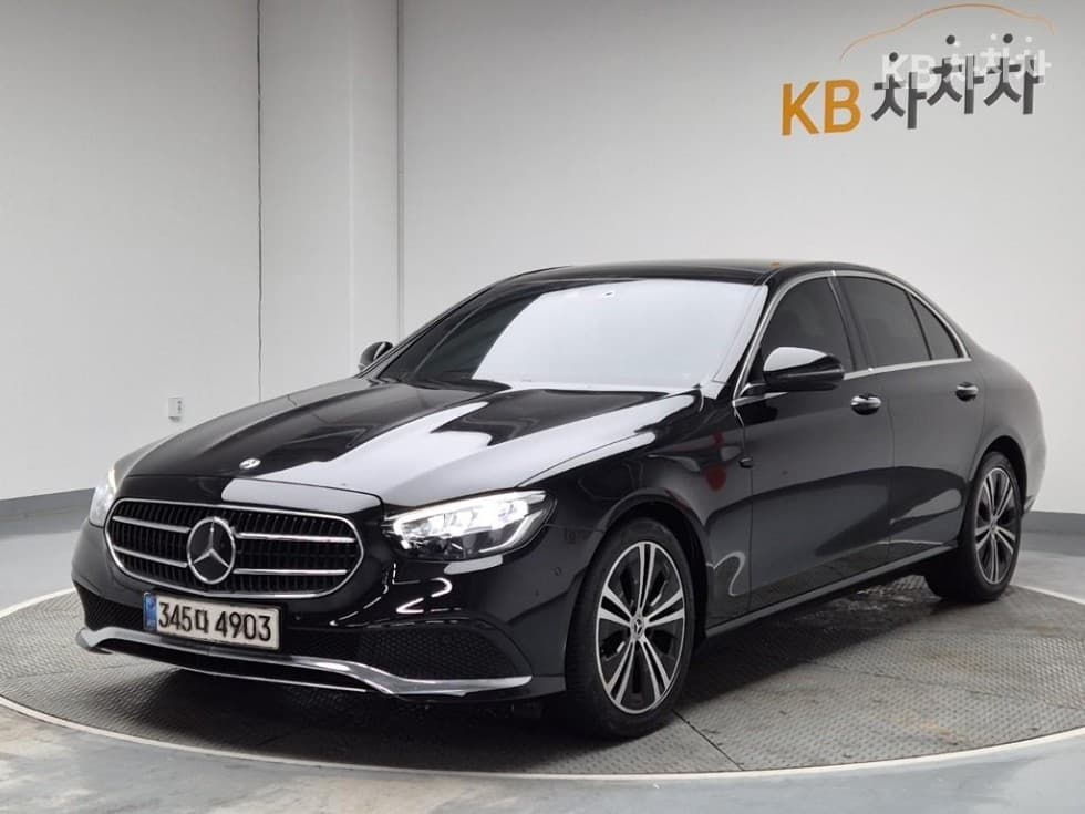 Mercedes-Benz E-Клас (W213) E250 Avantgarde - Image 1