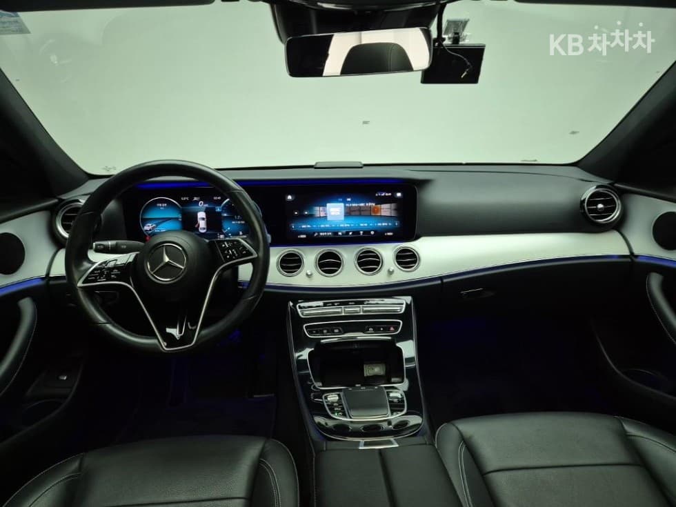 Mercedes-Benz E-Клас (W213)E250 Avantgarde - 7