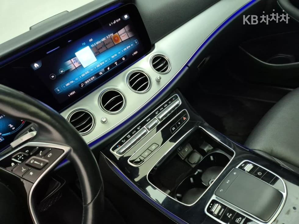 Mercedes-Benz E-Клас (W213)E250 Avantgarde - 10