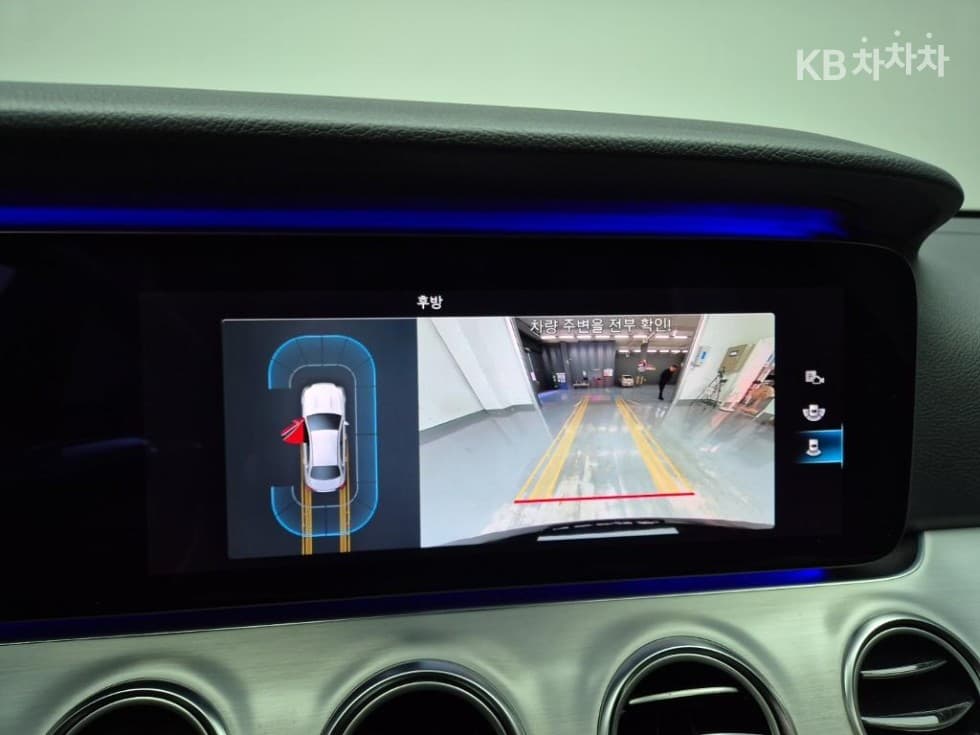 Mercedes-Benz E-Клас (W213)E250 Avantgarde - 15