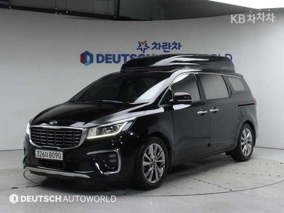 Киа The New (фейслифт) Канивал 7-местен (Лимузин) 2.2 Дизел Лимузин President - Image 1