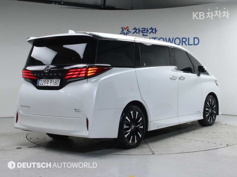 Toyota ALPHARD(AH30)2.5 HEV AWD Standard - 2