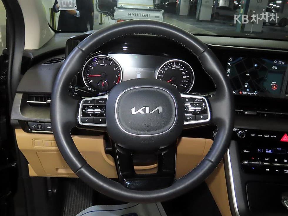 Kia Carnival 4th generationG3.5 GDI 9-seater Prestige - 8