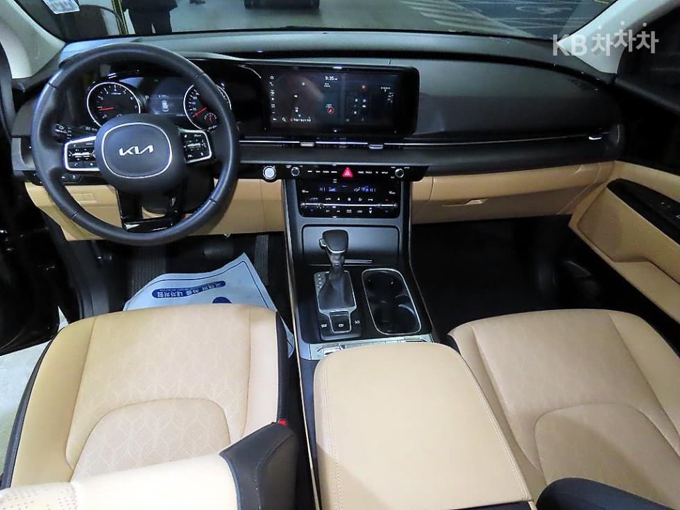 Kia Carnival 4th generationG3.5 GDI 9-seater Prestige - 10