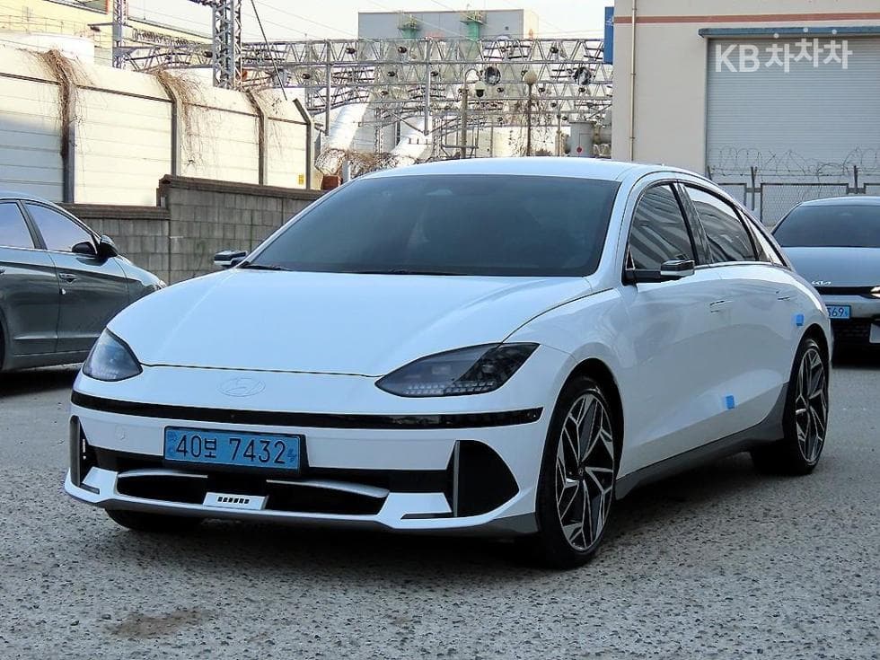 Хюндай IONIQ 6(CE) Long Range AWD Престиж - Image 1