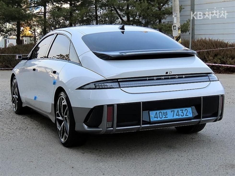 Hyundai IONIQ 6(CE)Long Range AWD Prestige - 3