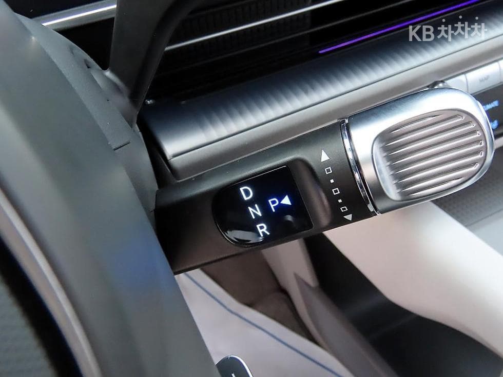 Hyundai IONIQ 6(CE)Long Range AWD Prestige - 11