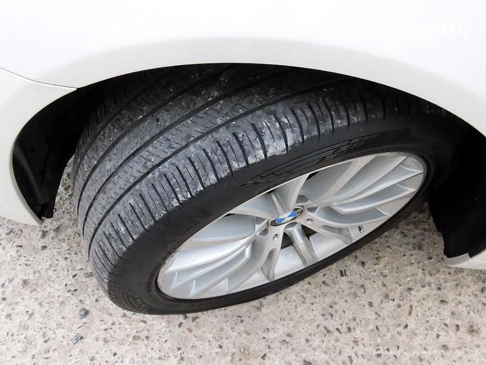 BMW New5 Series520d xDrive Luxury Plus F10 - 20