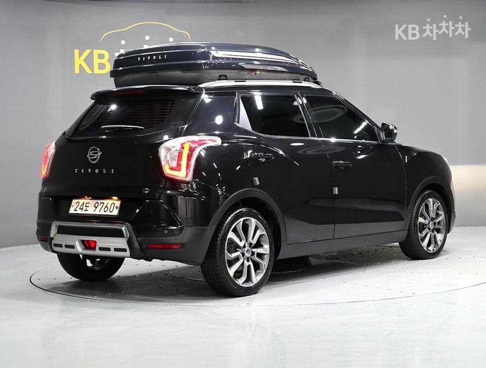 KG Mobility TivoliGasoline LX Standard - 3