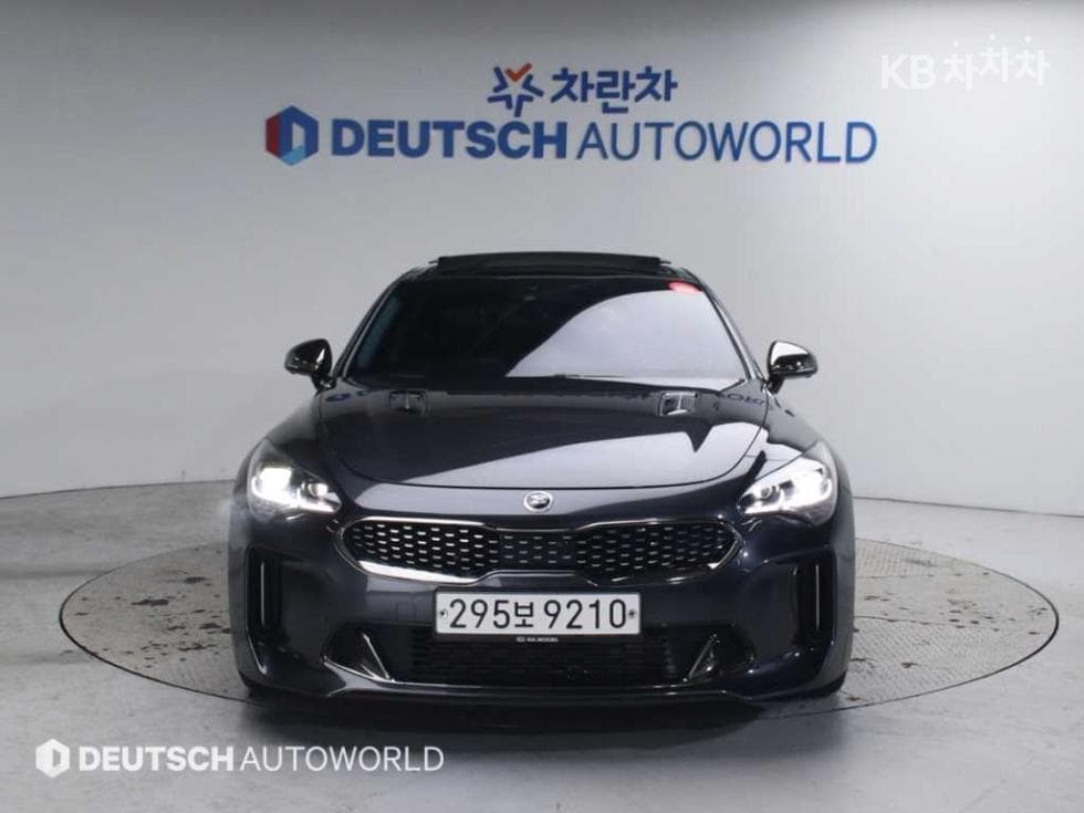 Kia Stinger3.3 Turbo 4WD Masters - 3