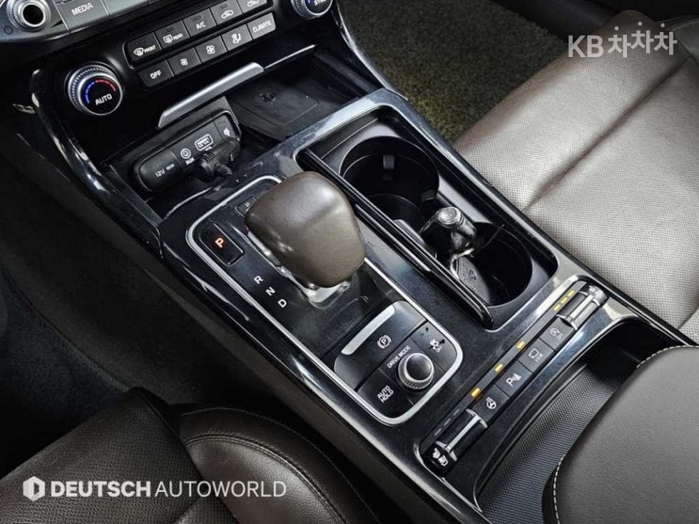 Kia Stinger3.3 Turbo 4WD Masters - 18