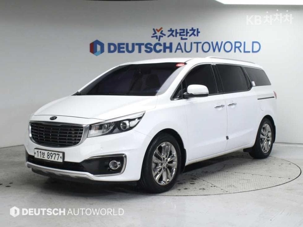 Kia All New Carnival7-seater (Limousine) 2.2 Diesel Limousine VIP