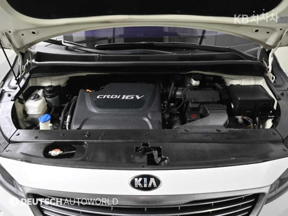 Kia All New Carnival7-seater (Limousine) 2.2 Diesel Limousine VIP - 7