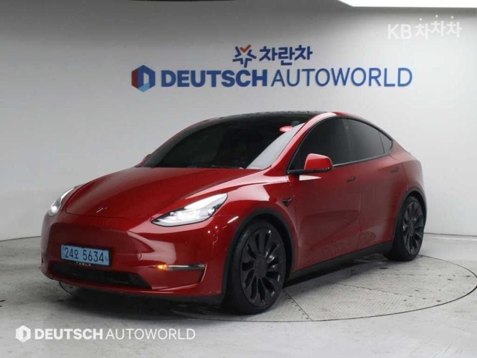 테슬라 Model Y Performance - Image 1