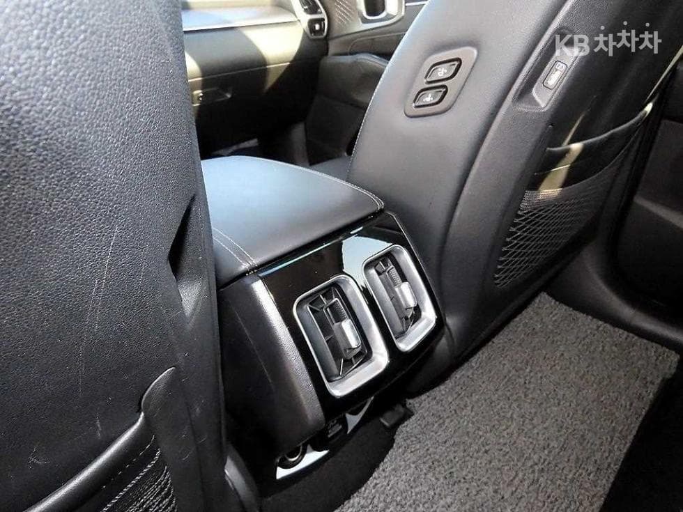 Киа Sorento 4-то поколение2.2 Дизел 2WD Noblesse - 16