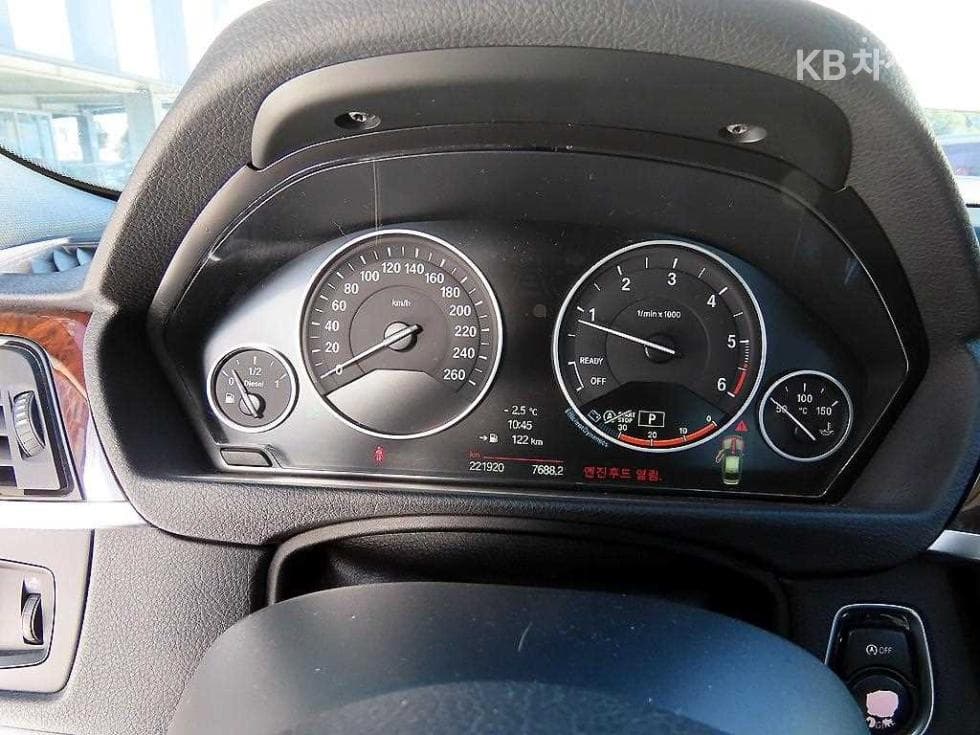 BMW New3 Series320d xDrive F30 - 9