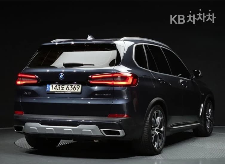 BMW X5 (G05)xDrive 45e xLine - 2