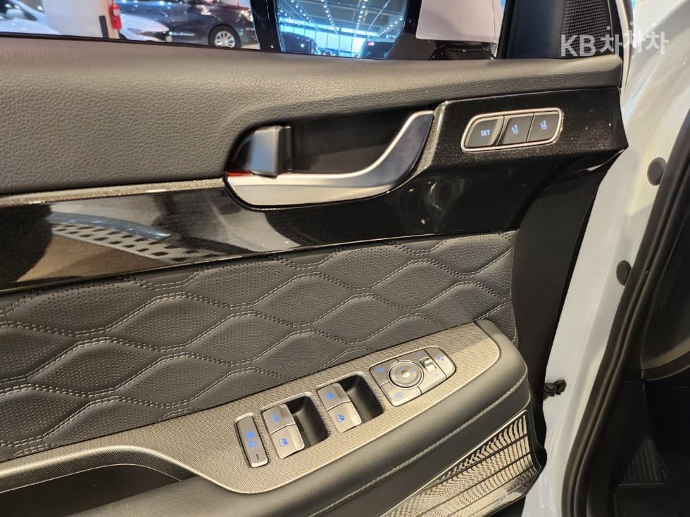 Хюндай Palisade2.2 Дизел 7-местен (Лимузин) Calligraphy - 24