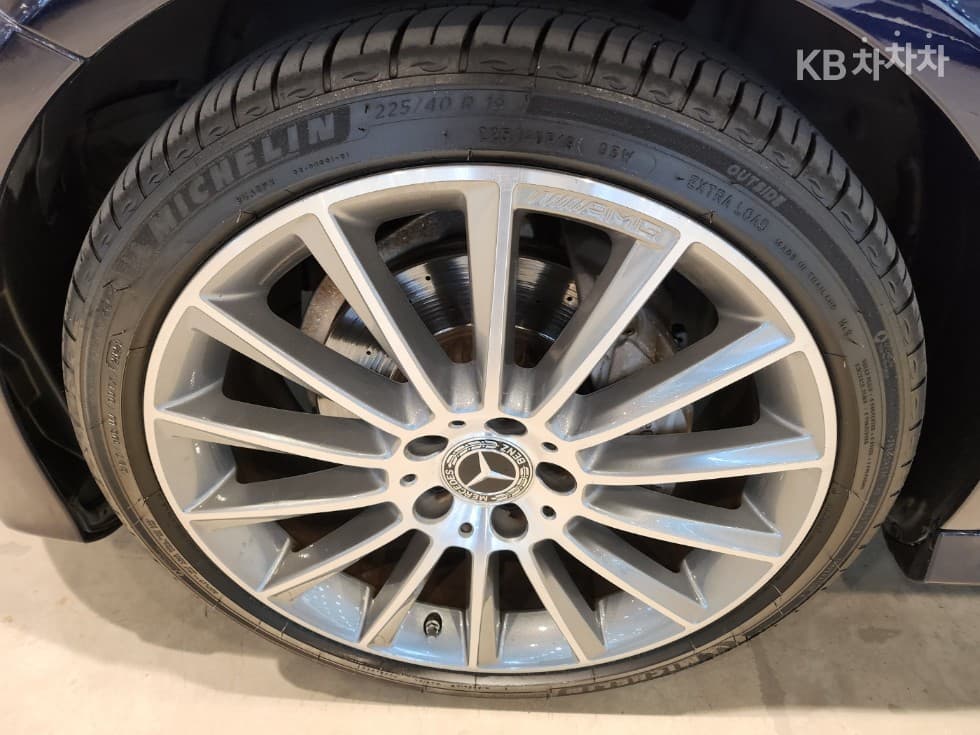 Mercedes-Benz The New (фейслифт) C-КласC200 Cabriolet - 22