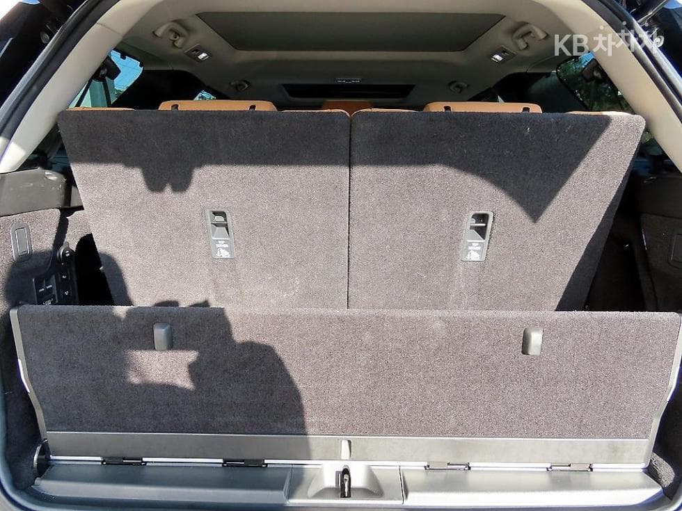 Land Rover 디스커버리53.0 TD6 HSE First Edition - 18