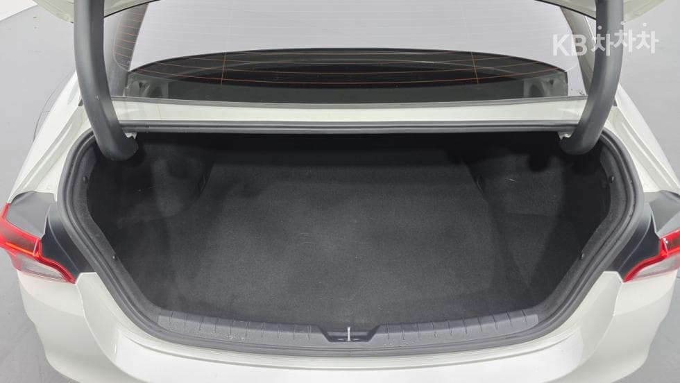 Киа K5 Хибрид 3-토 поколение2.0 HEV Престиж - 7