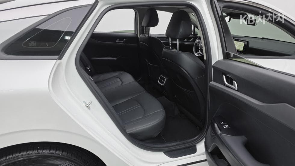 Киа K5 Хибрид 3-토 поколение2.0 HEV Престиж - 11