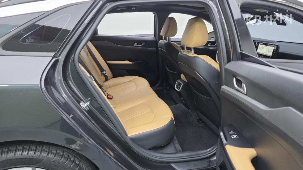 Kia K5 3rd Gen2.0 Gasoline Prestige - 8