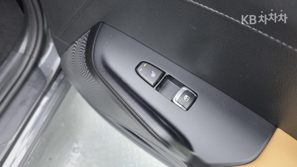 Kia K5 3rd Gen2.0 Gasoline Prestige - 9