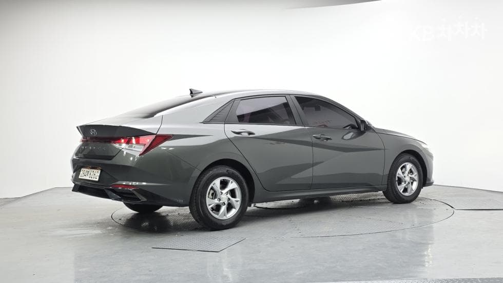 Hyundai All New Avante (Elantra)(CN7)1.6 Gasoline Modern - 2