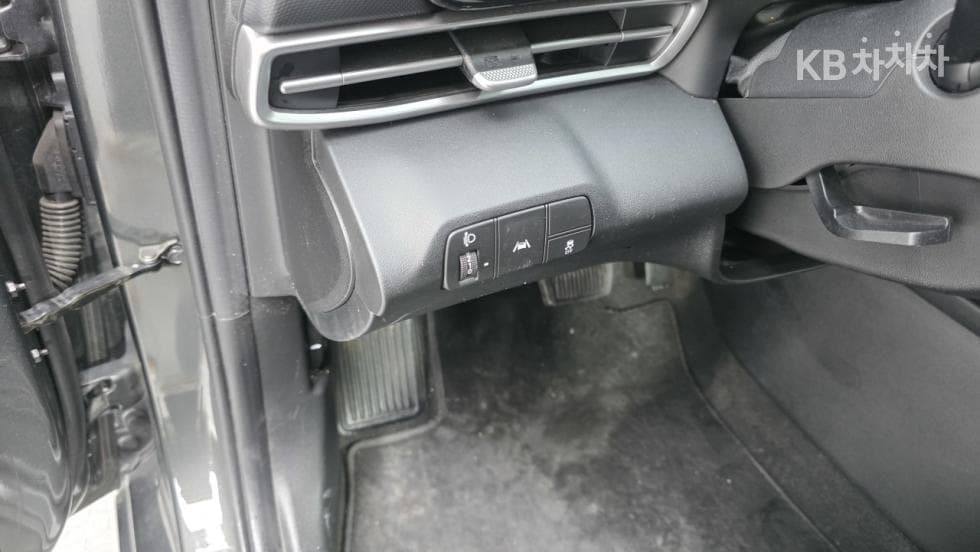 Hyundai All New Avante (Elantra)(CN7)1.6 Gasoline Modern - 15